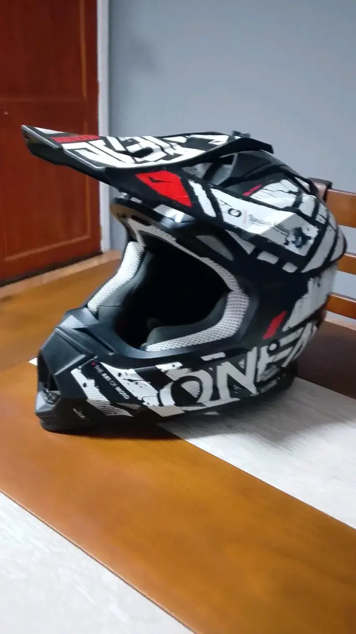 Casco de motocross Oneal edición limitada - 1