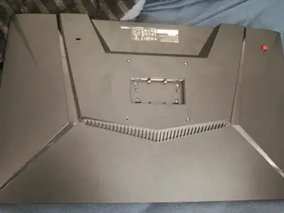 Monitor MSI con rayas visibles - miniatura 2