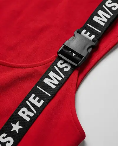 Conjunto deportivo rojo con tirantes ajustables - miniatura 3