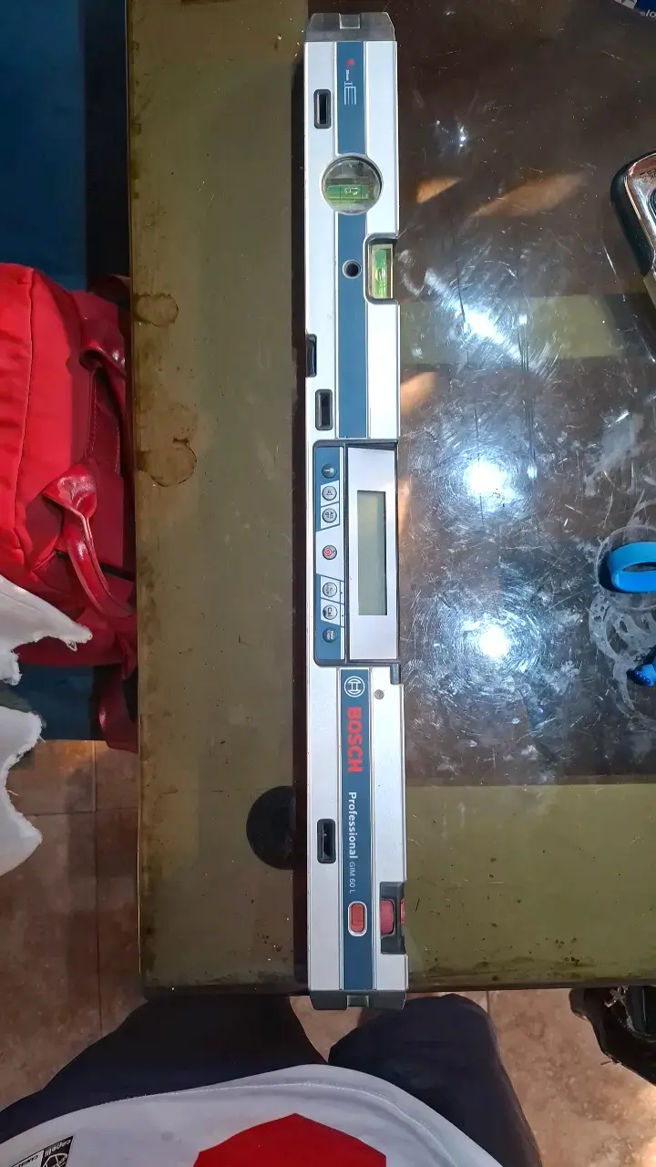 Nivel láser digital Bosch Professional