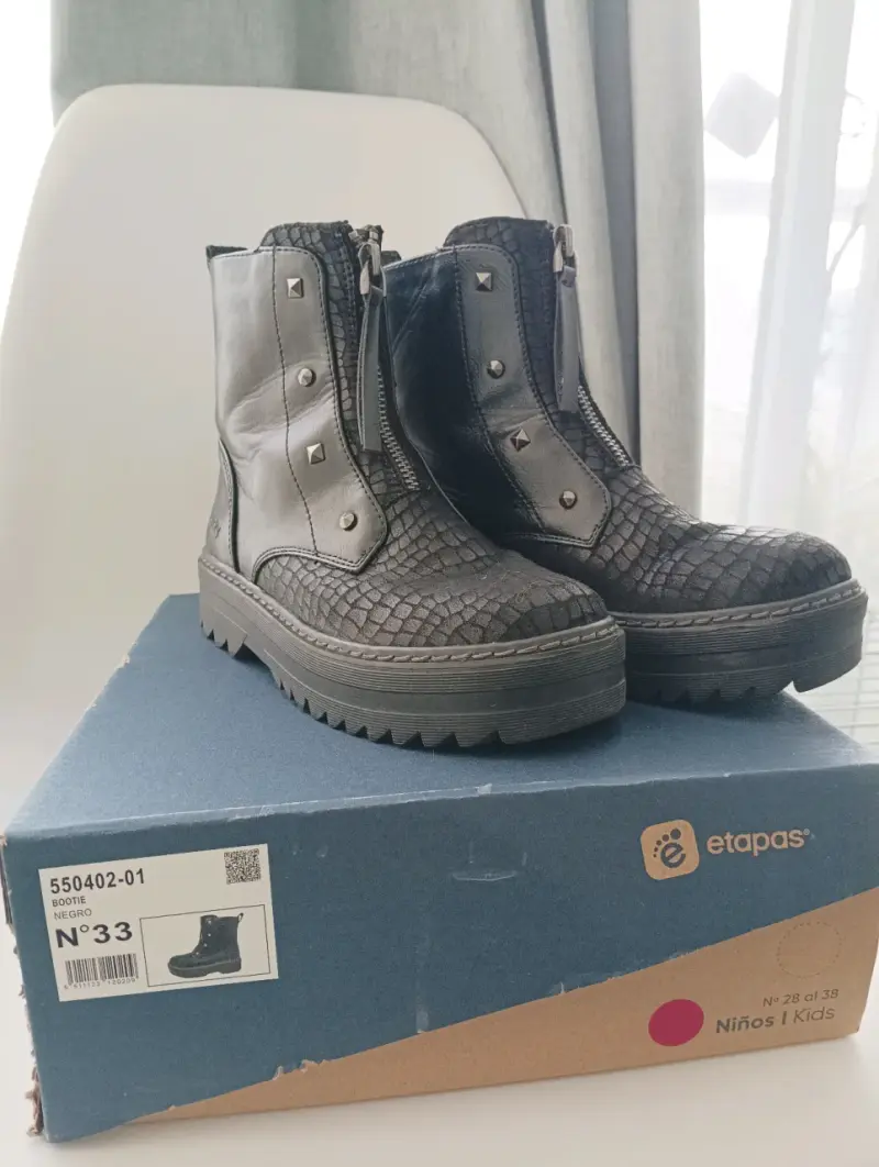 Botines negros para niñas Colloky Número 33 - 3