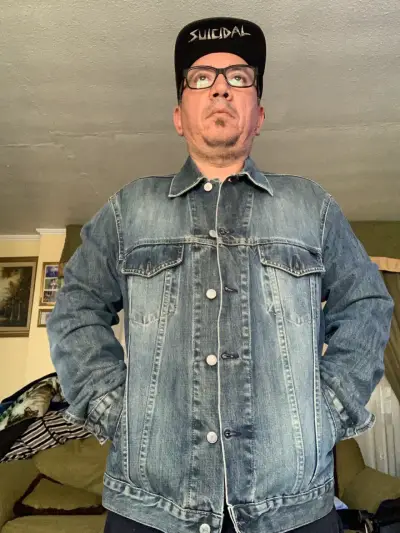 Chaqueta de mezclilla azul para hombre - miniatura 1