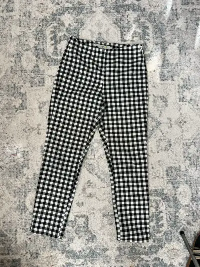Pantalones tipo calza a cuadros blanco y negro - miniatura 2