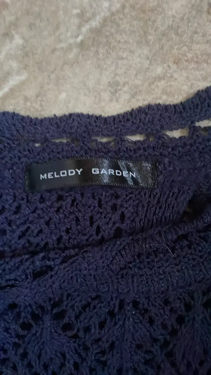 Polera tejida azul marino Melody Garden - 3