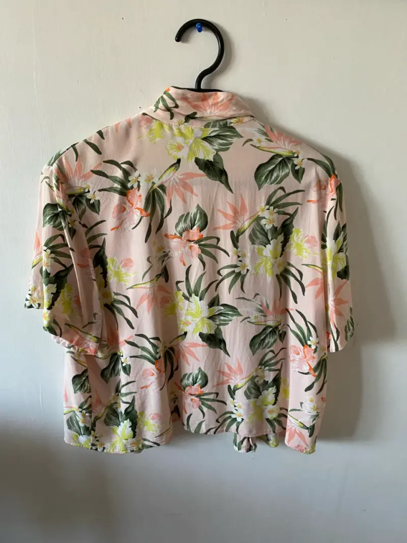 Camisa hawaiana floral H&M talla M - 3