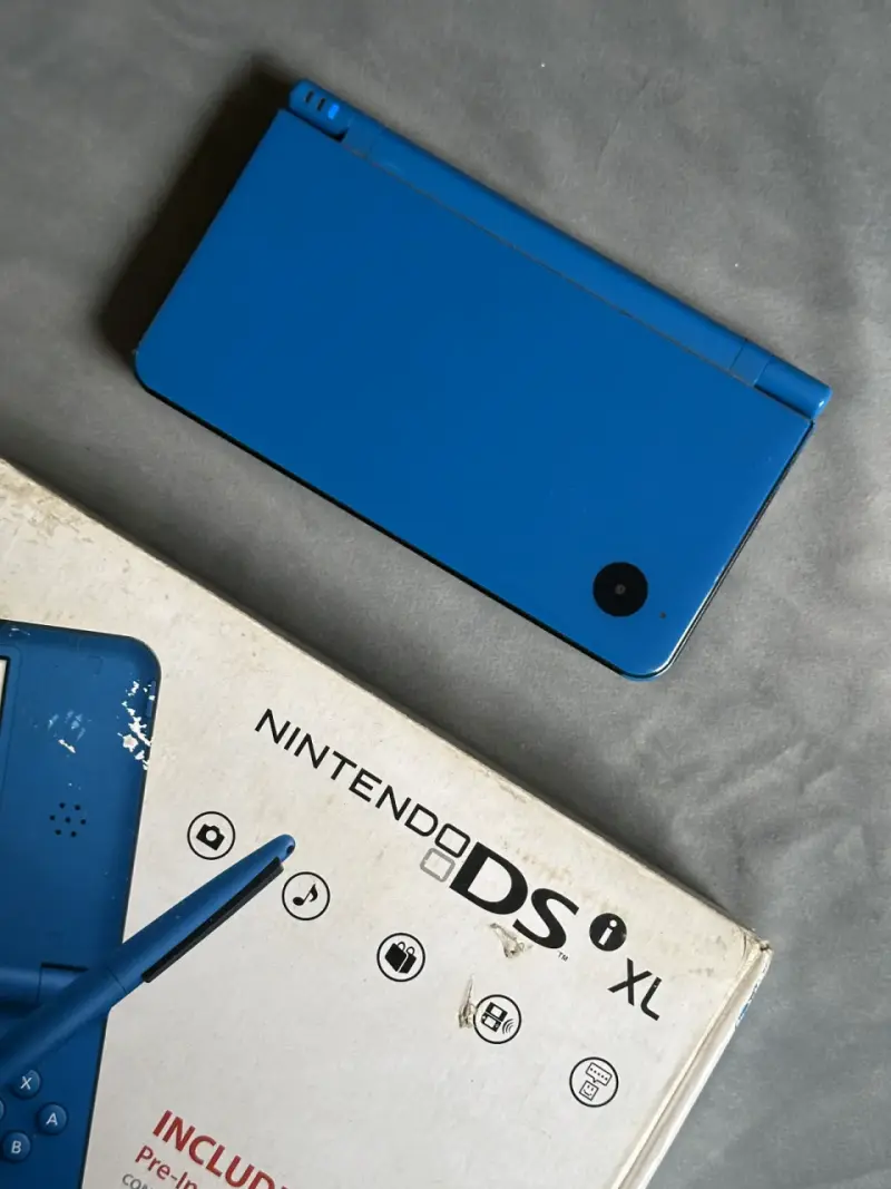 Consola Nintendo DS XL azul Americana - 2
