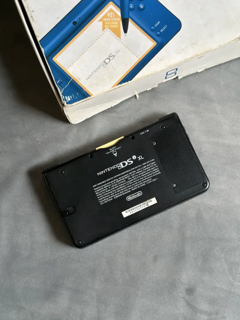 Consola Nintendo DS XL azul Americana - 3