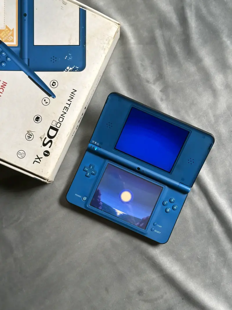 Consola Nintendo DS XL azul Americana - 4