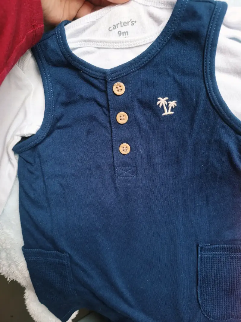 Ropa de bebé 6-12 meses Carter's y otros - 2