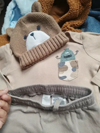 Ropa de bebé 6-12 meses Carter's y otros - miniatura 6
