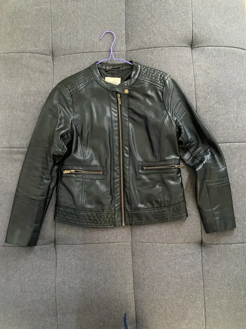 Chaqueta de ecocuero negra para mujer - 1