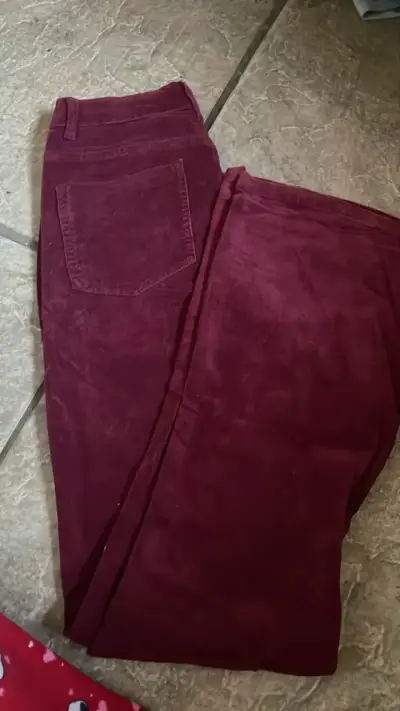 Pantalones de pana burdeos para mujer - miniatura 1