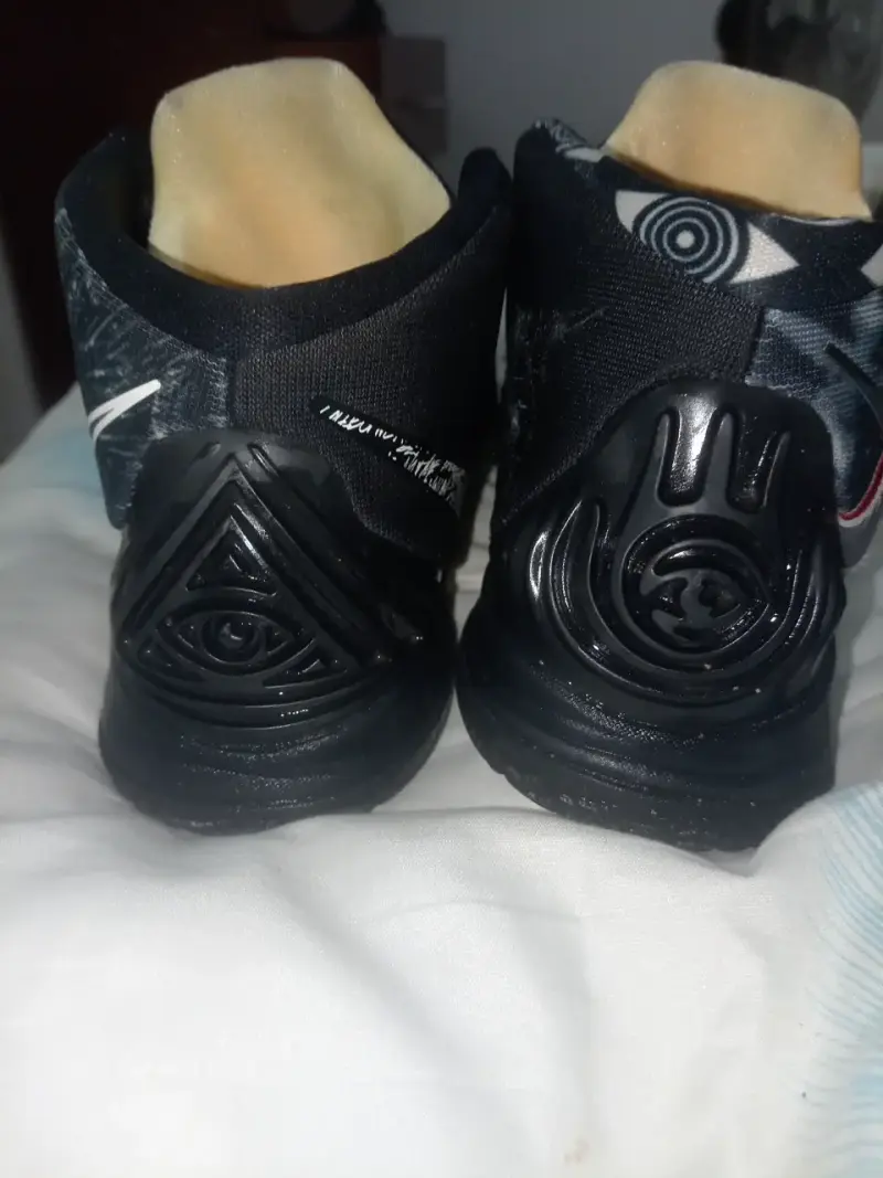 Zapatillas Nike Kyrie Hybrid S2 Edición Especial - 4