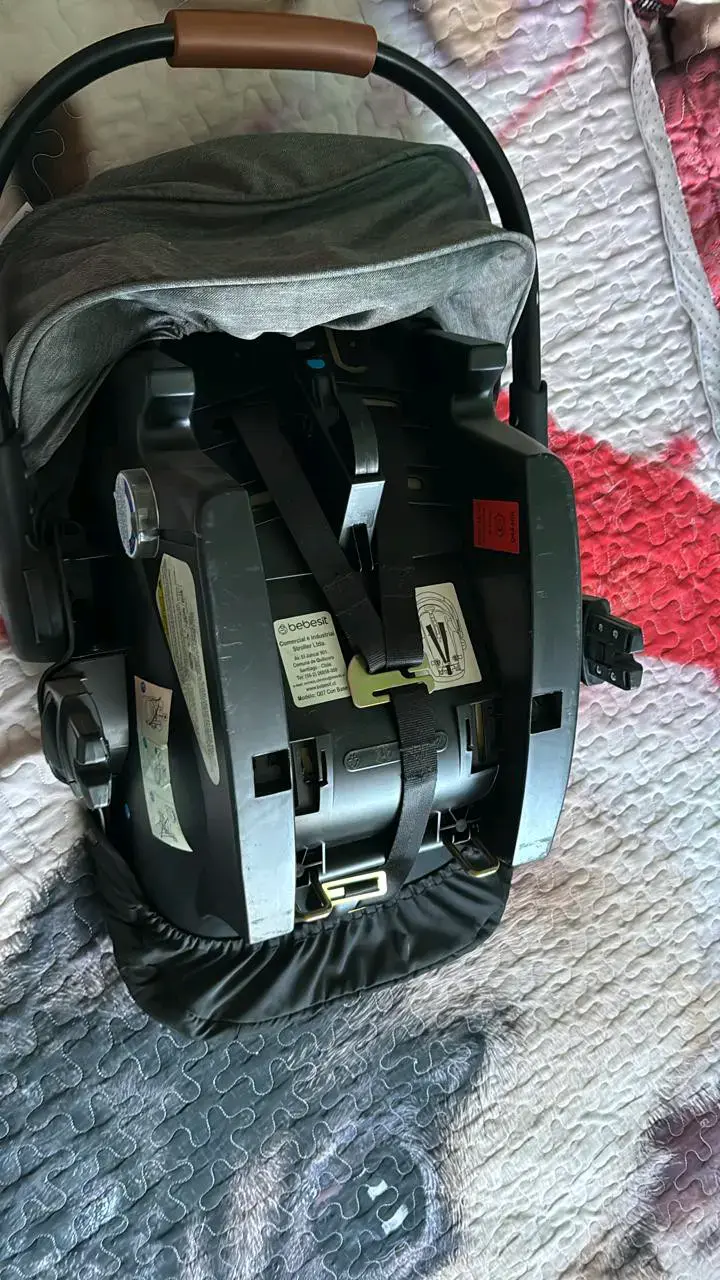 Silla de Auto Bebesit Negra para Bebé - 3