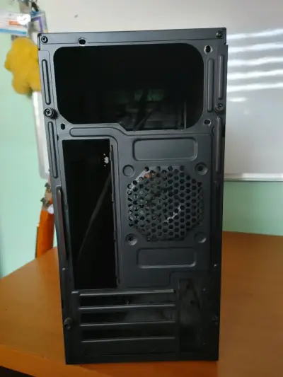 Gabinete Kronos Micro-ATX (Mod para GPU larga) - miniatura 3