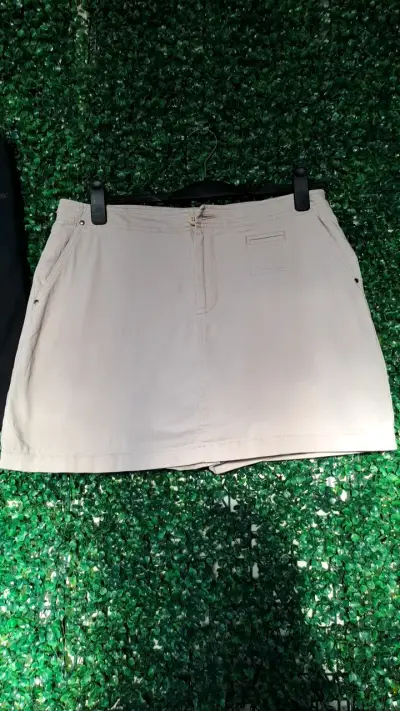Falda shorts Dockers M - miniatura 5