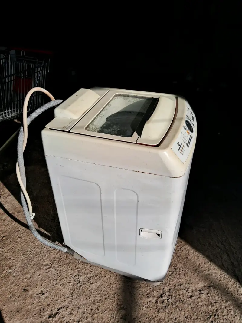 Lavadora automática Samsung con capacidad de 13 kl - 2