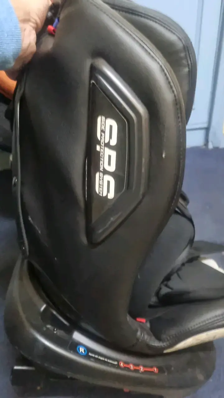 Silla de Auto Infanti One Isofix Negra - 5