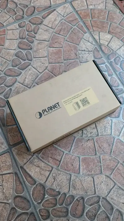 Switch industrial Planet IGS-12040MT - miniatura 2