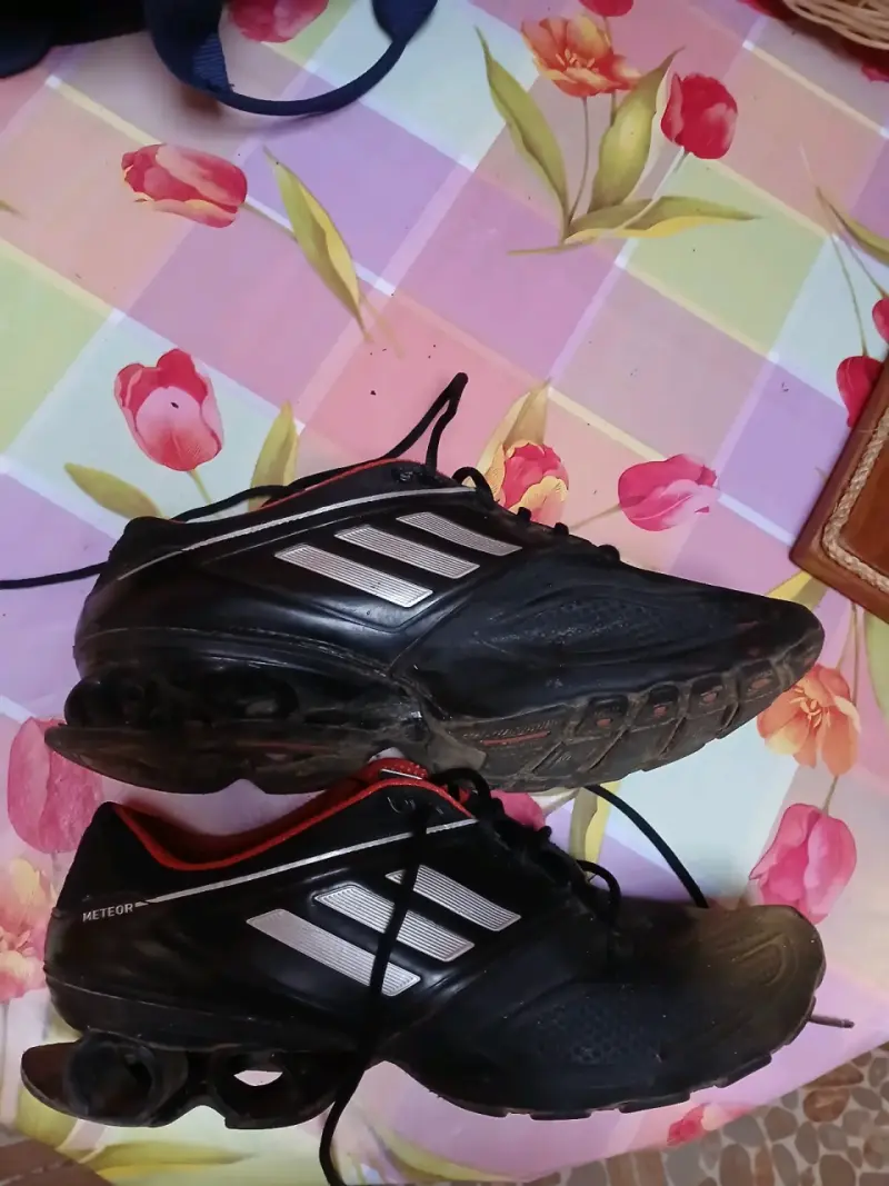 Zapatillas Adidas bounce Meteor negras - 1