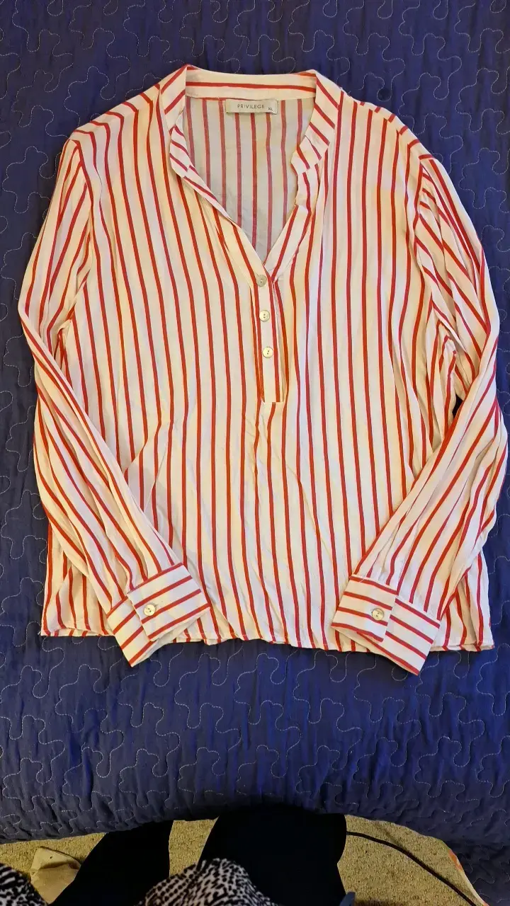 Blusa a rayas rojas y blancas Privilege XL - 1