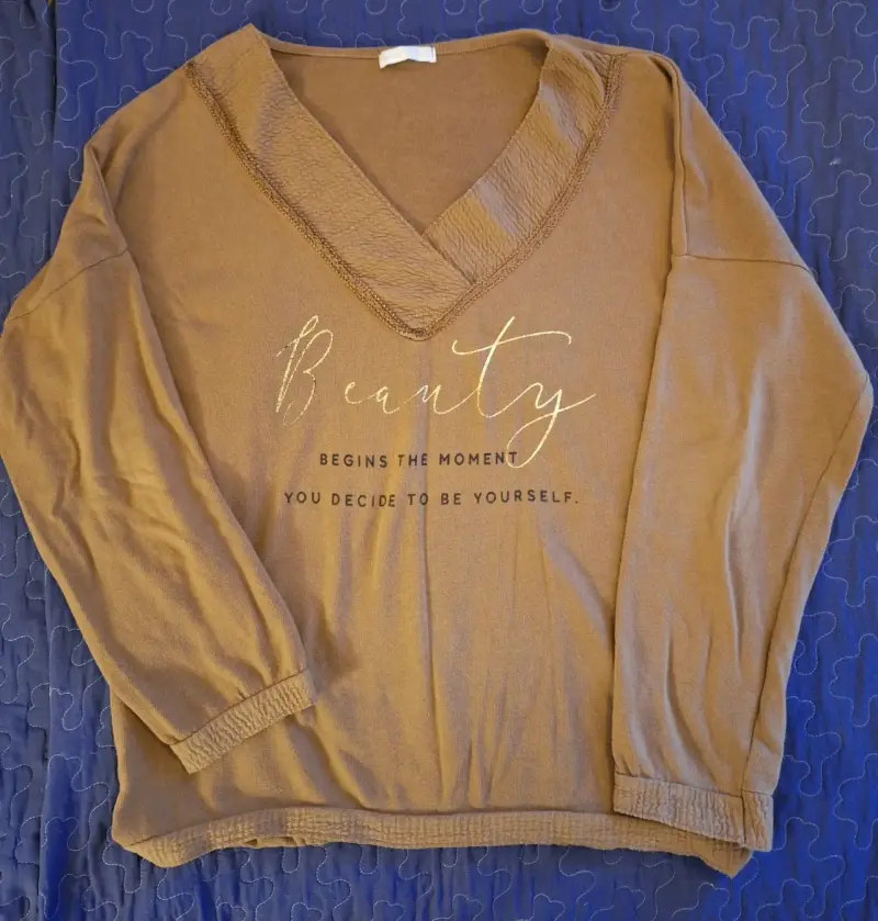 Polerón marrón con diseño "Beauty" - 1