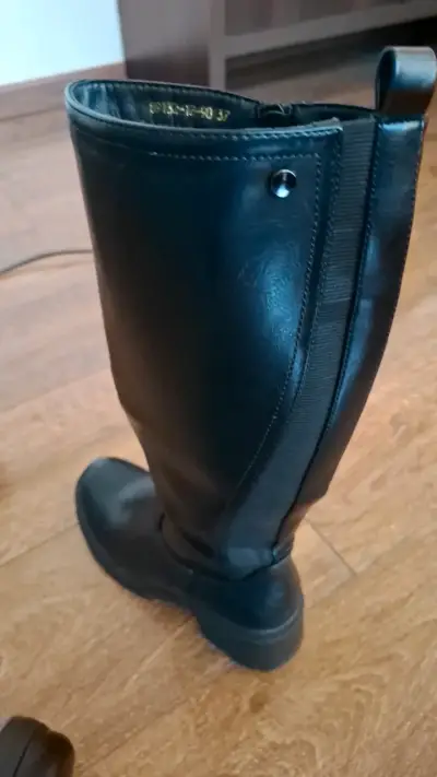 Botas negras eco cuero  para mujer numeto 37. - miniatura 2