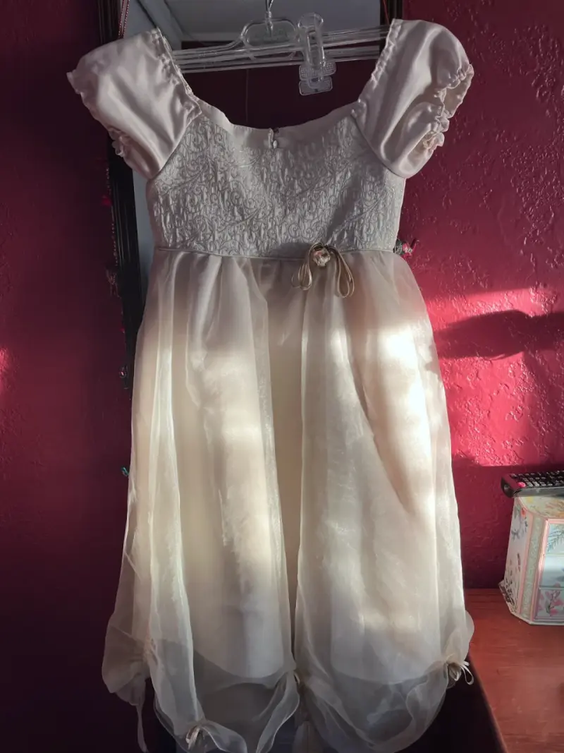 Vestido de ceremonia para niña en color marfil - 1