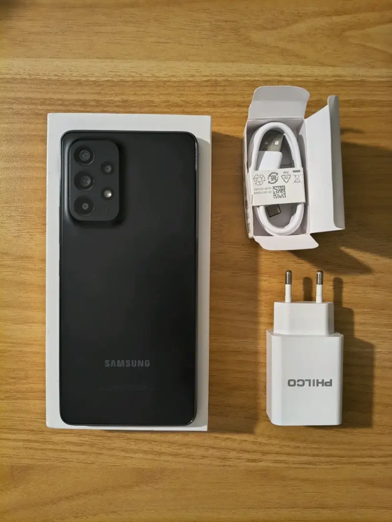 Samsung Galaxy A53 5G con cargador y cable - 2
