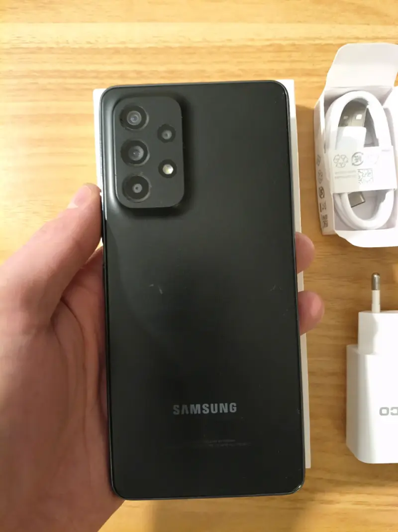 Samsung Galaxy A53 5G con cargador y cable - 5