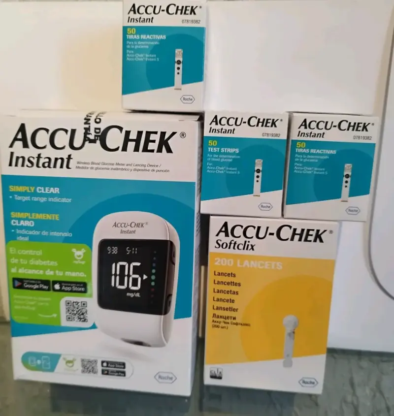 Kit Medidor de Glucosa Accu-Chek Instant con Lancetas