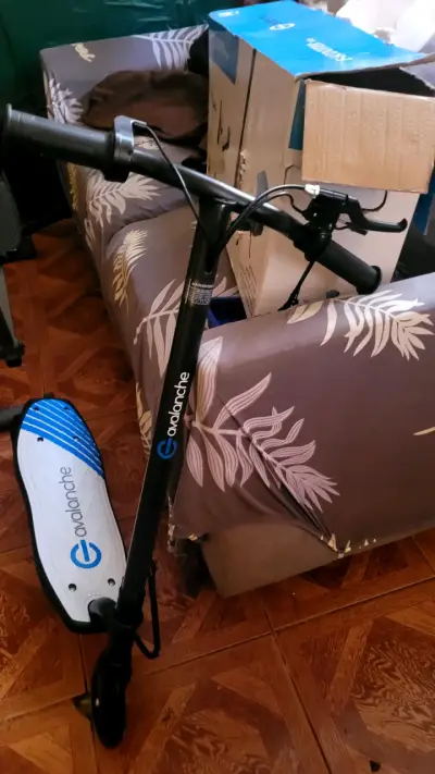 Scooter eléctrico Avalanche E-Scooter Teen - miniatura 1