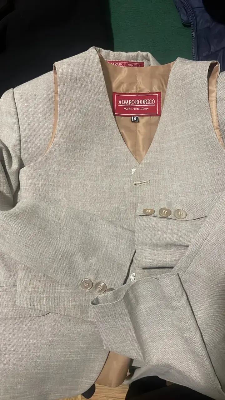 Traje de (niño talla 6)Hombre Alvaro Rodrigo Beige - 2