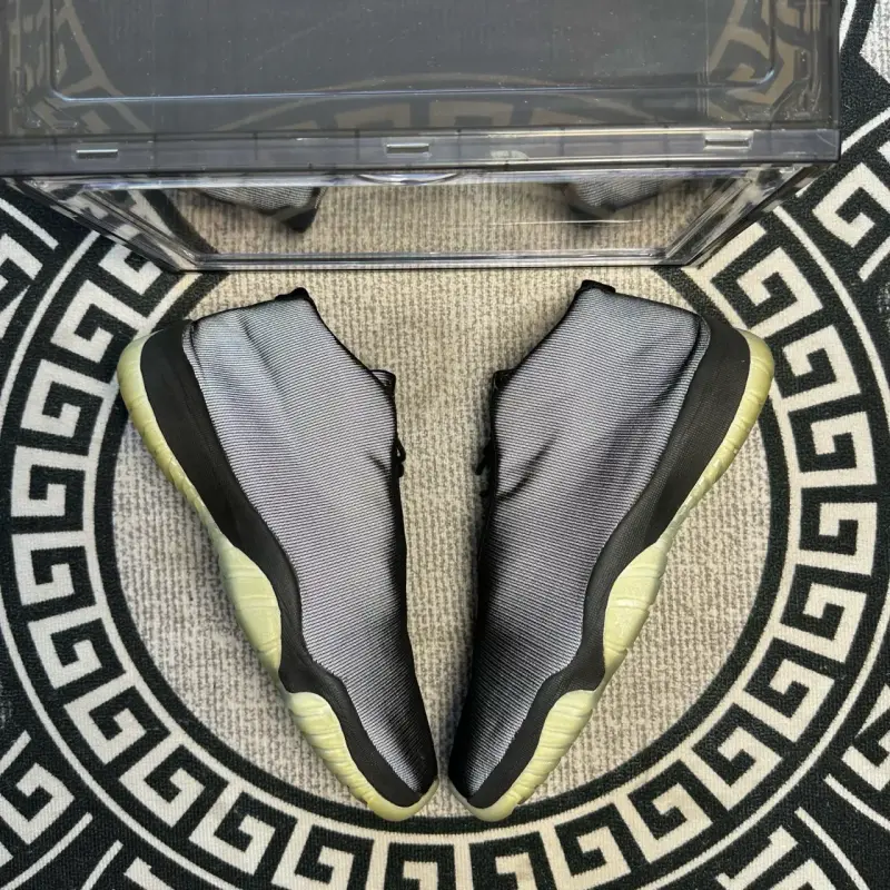 Jordan Future Black Ice - 2
