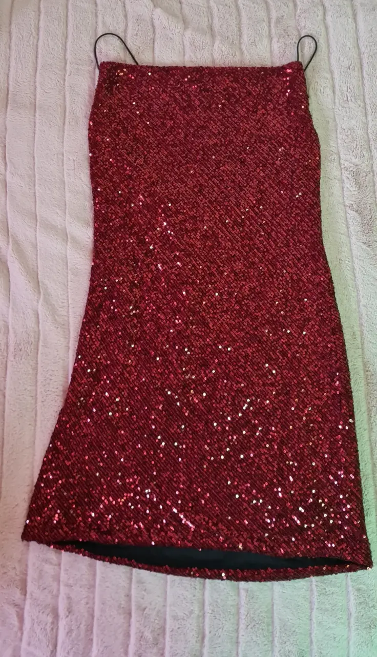 Vestido de lentejuelas rojo brillante - 3