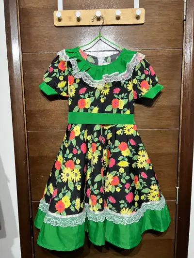 Vestido de chinita para niña con flores y encaje - miniatura 1