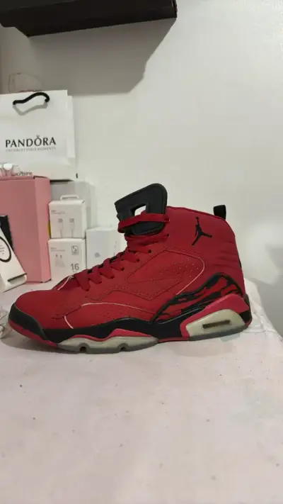 Zapatillas  rojas Nike Air Jordan MVP toro bravo - miniatura 2