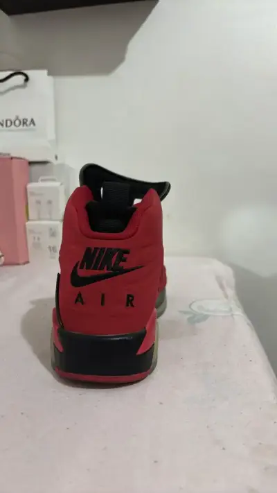 Zapatillas  rojas Nike Air Jordan MVP toro bravo - miniatura 3