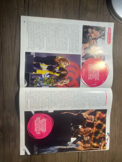 Revista It Girl Marzo 2018 con Little Mix - miniatura 3