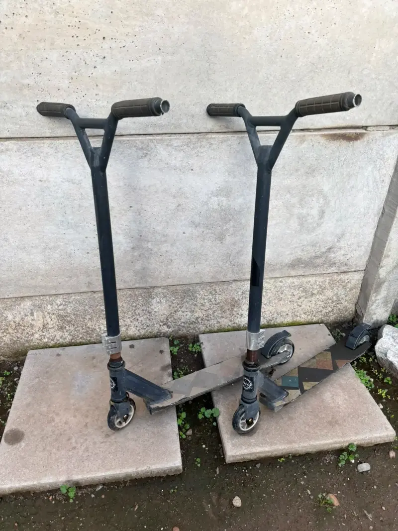 Scooter doble para niños en buen estado - 3