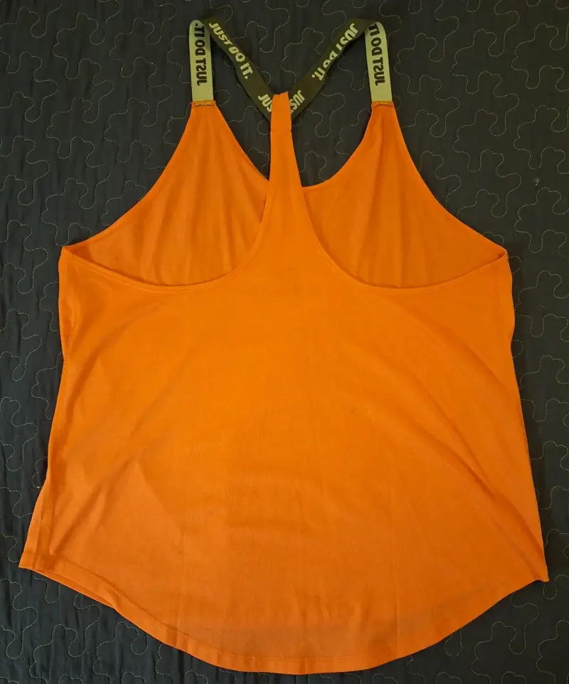 Polera Deportiva Mujer Nike Naranja Dri-Fit - 3