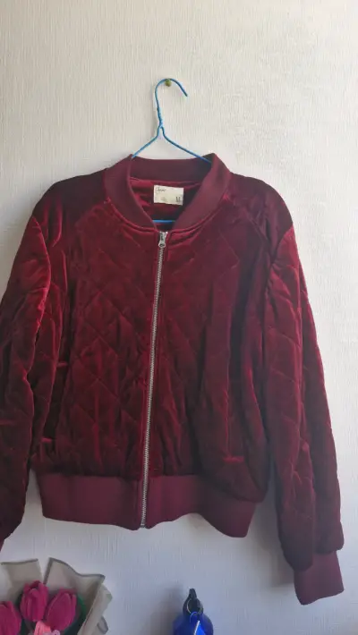 Chaqueta bomber de terciopelo burdeo para mujer - miniatura 1