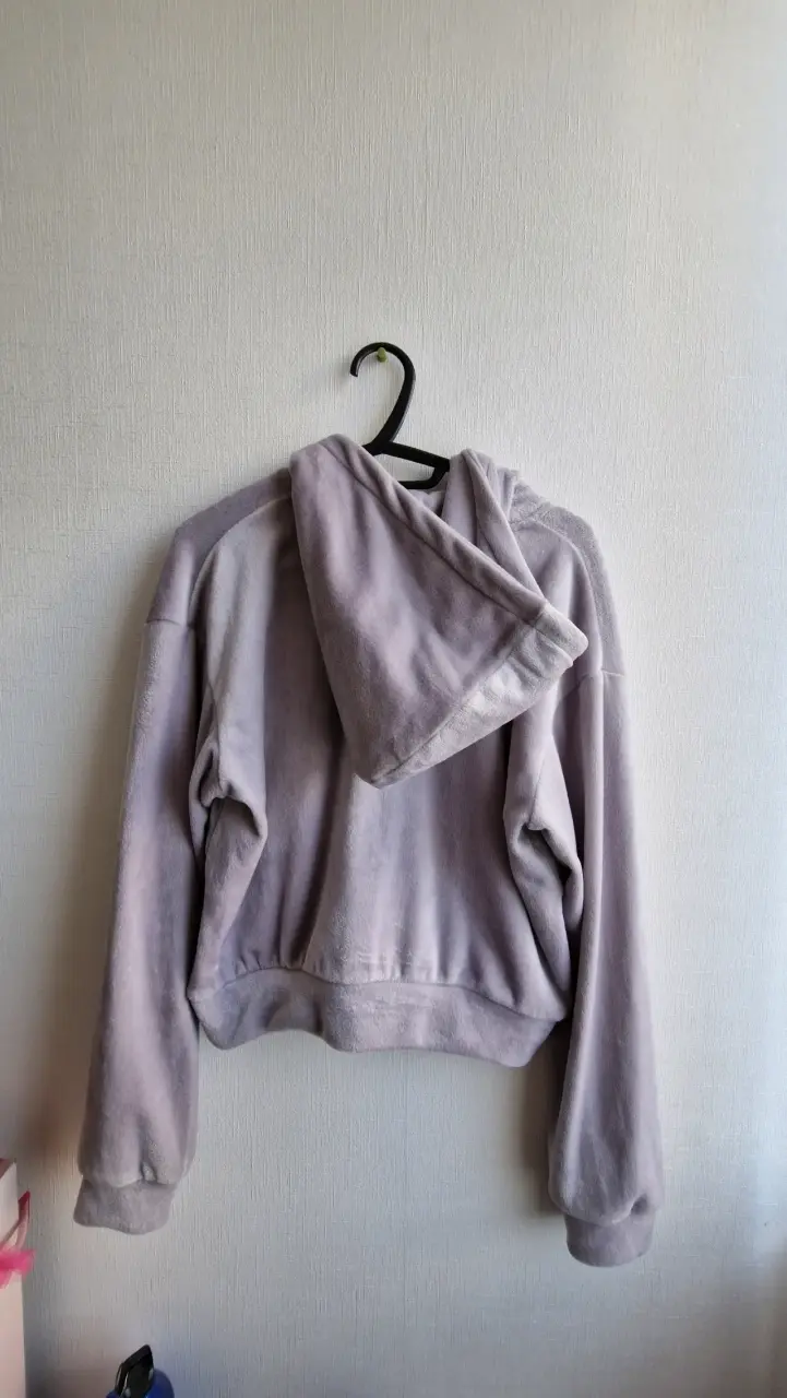 Polerón de terciopelo con capucha H&M lila - 4