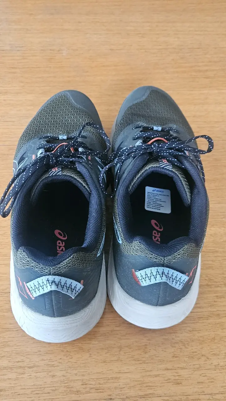Zapatillas de running Asics Trabuco Terra 2 negras - 3