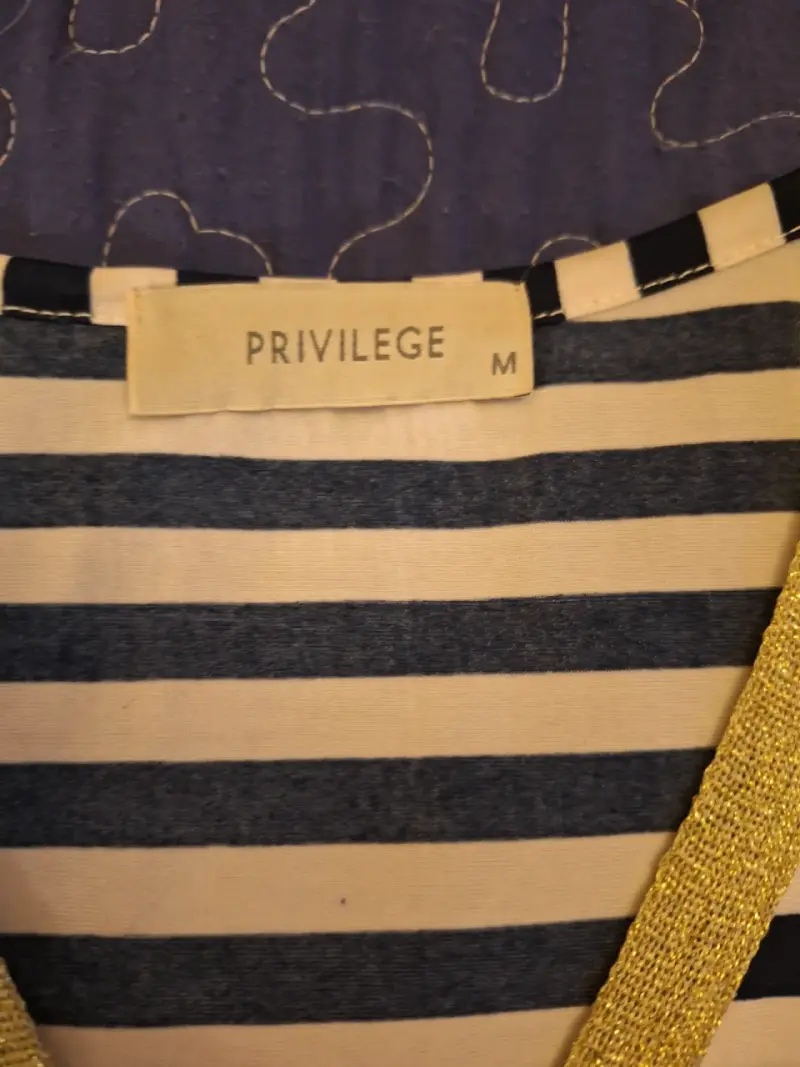 Polera a rayas Privilege con bolsillo - 2