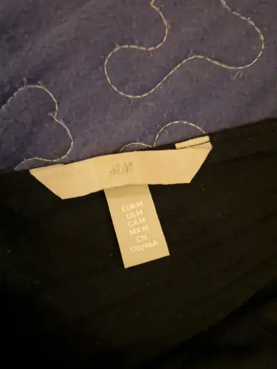 Polera sin mangas negra H&M talla M - miniatura 2