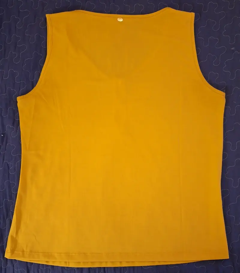 Polera sin mangas amarilla con cierre Ma Griffe - 3