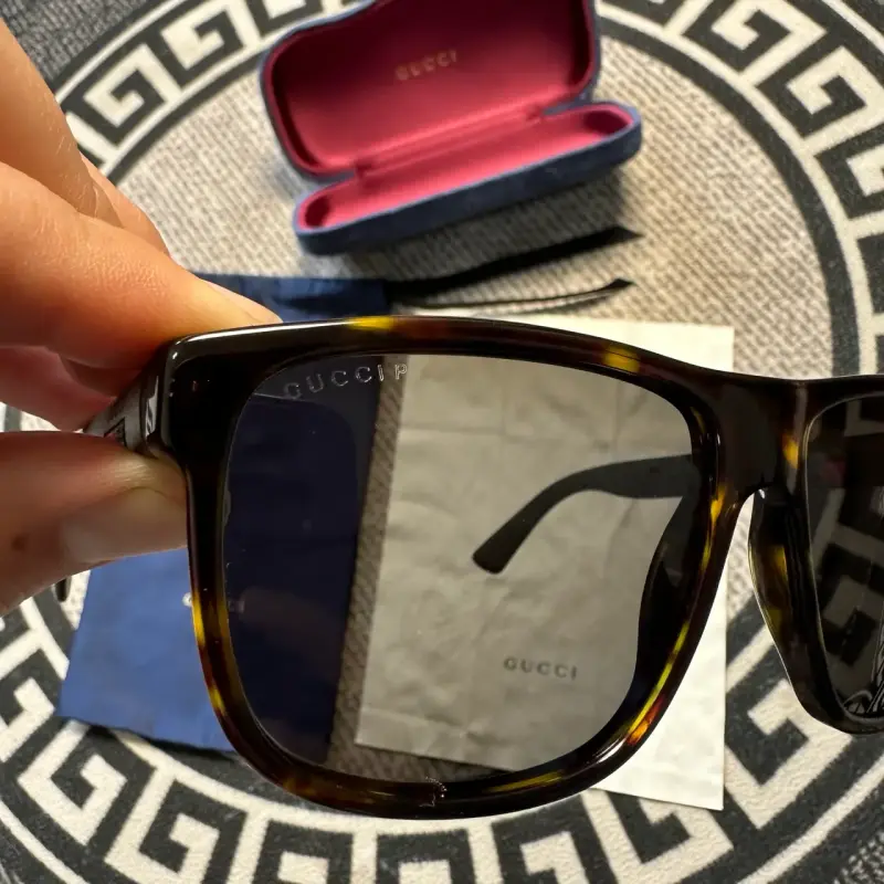 Gucci Lentes de Sol Polarizados - 3