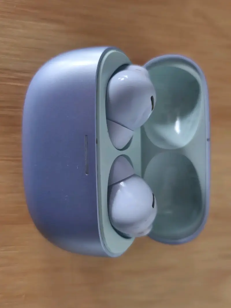 Auriculares Inalámbricos Redmi con Estuche de Carga - 2