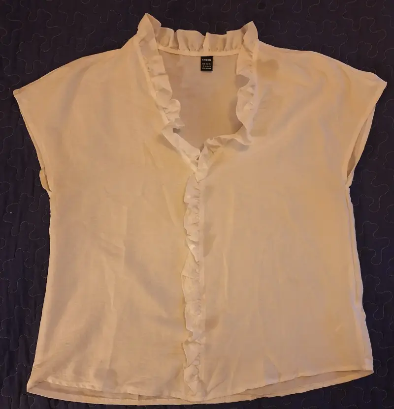 Blusa blanca con volantes Shein talla L